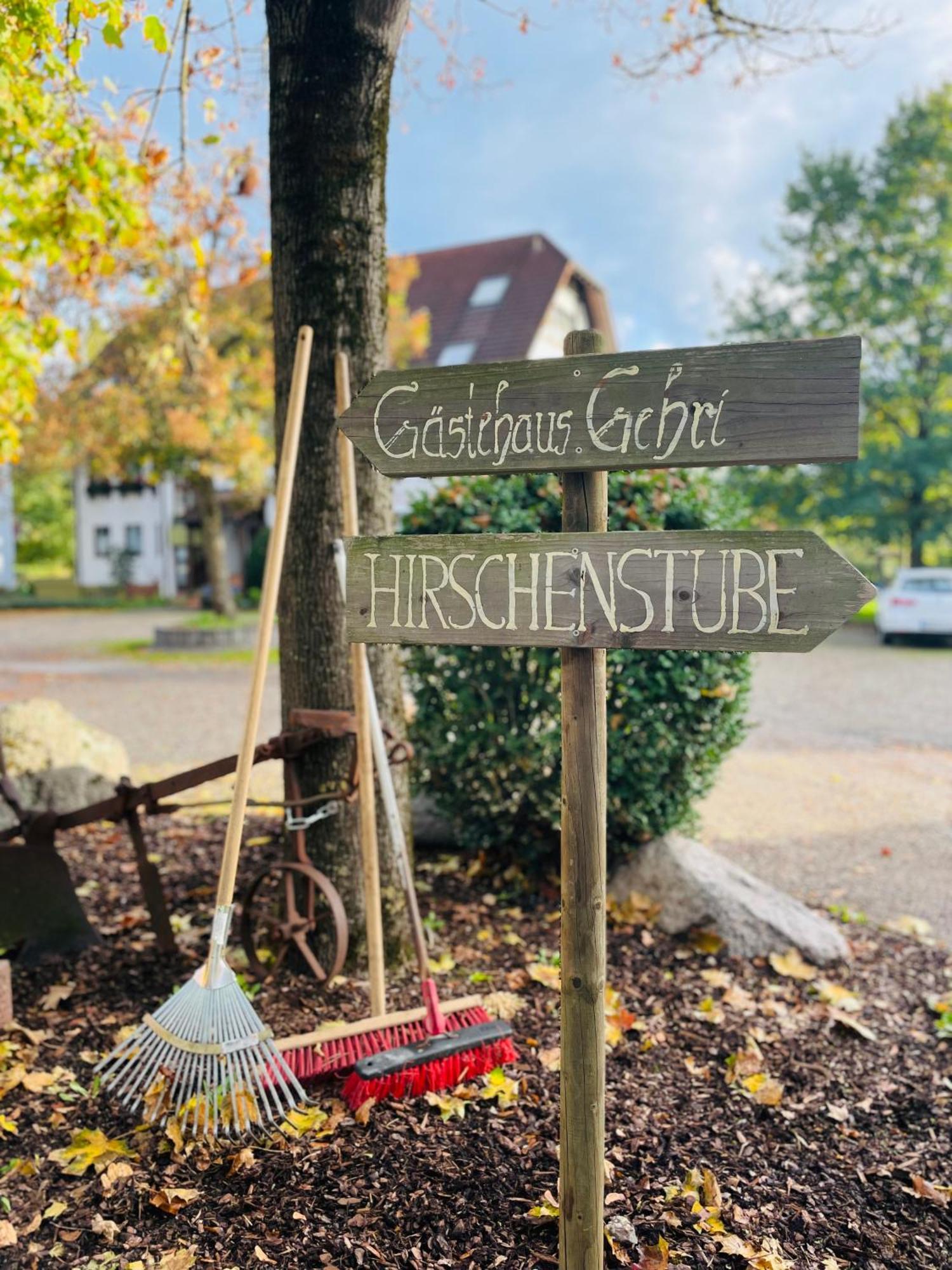 Gasthaus Hirschenstube & Gaestehaus Gehri Waldkirch Esterno foto